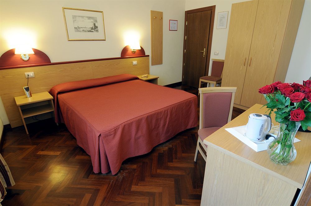 Aramis Deluxe Rooms Firenze Kültér fotó