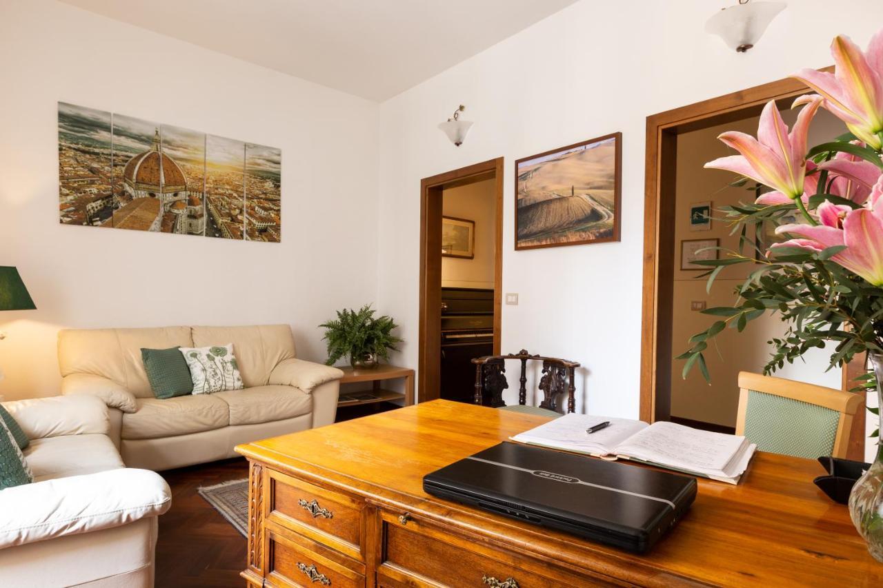 Aramis Deluxe Rooms Firenze Kültér fotó